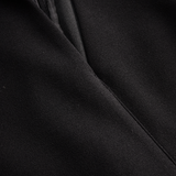 Nora | Raffiniertes schwarzes Kleid mit Gürtel und Stehkragen