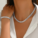 Julia™ | Set Halskette und elegantes Armband