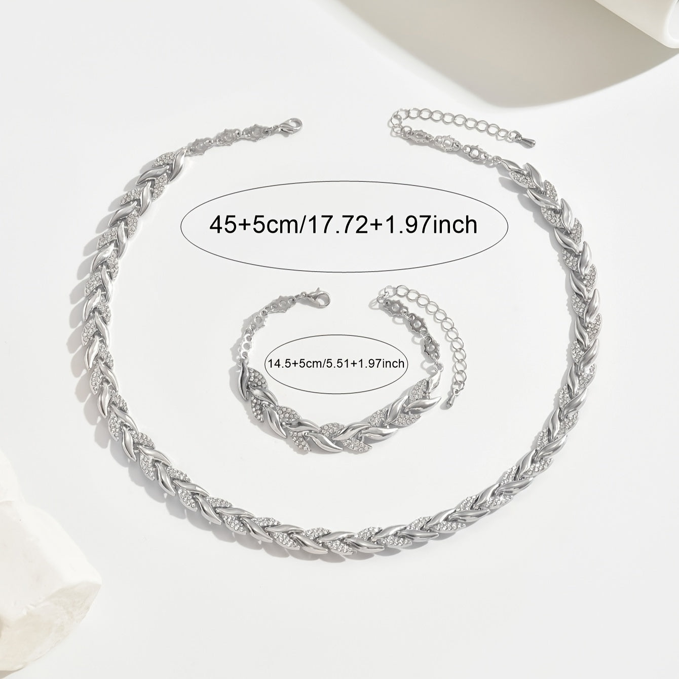 Julia™ | Set Halskette und elegantes Armband