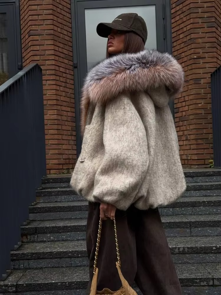 SABINE™ | KURZE STRICKJACKE AUS WOLLE
