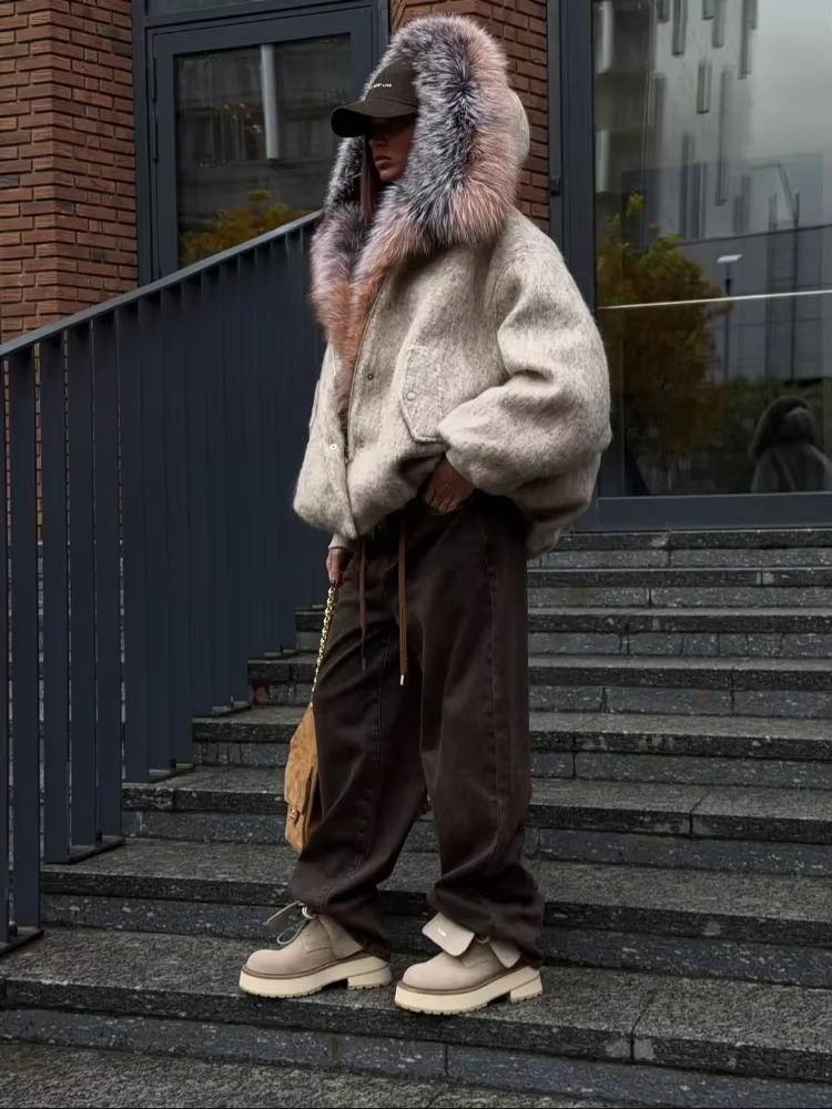 SABINE™ | KURZE STRICKJACKE AUS WOLLE